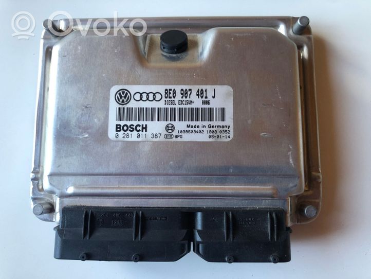 Audi A6 S6 C5 4B Moottorin ohjainlaite/moduuli 8E0907401J