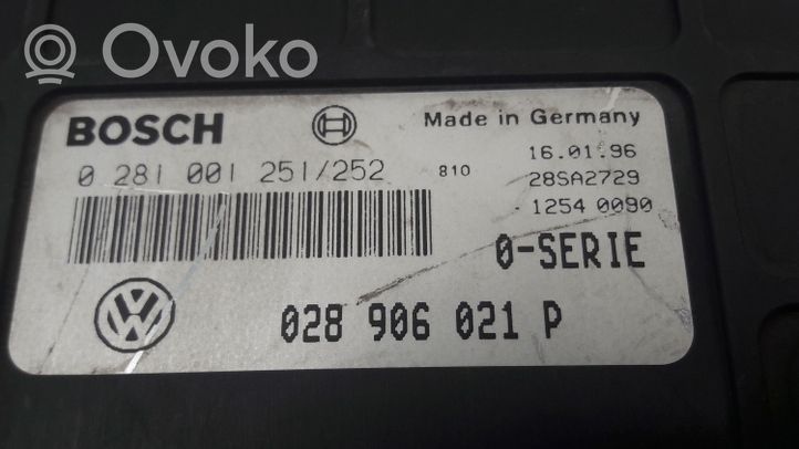 Volkswagen Sharan Sterownik / Moduł ECU 028906021P