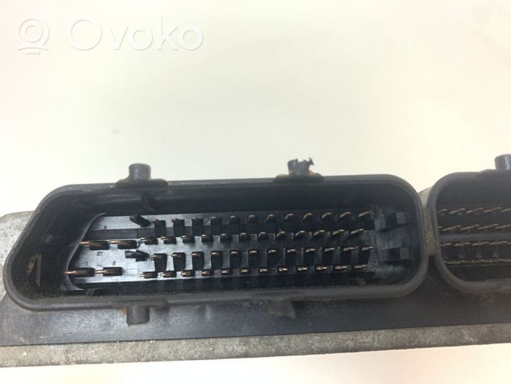 Audi A3 S3 8L Sterownik / Moduł ECU 06A906019E