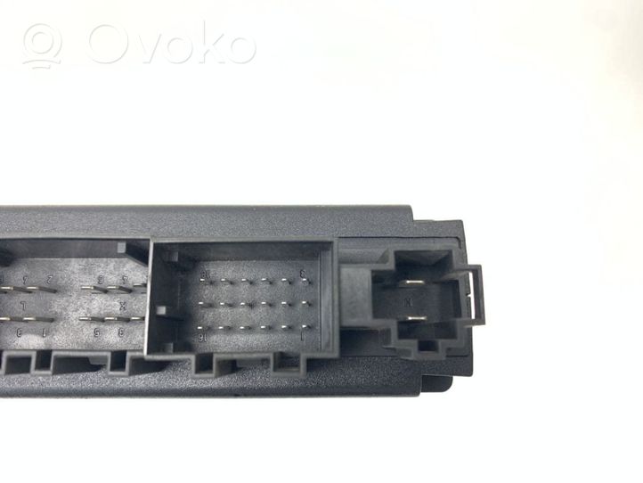 Volkswagen Touareg I Module confort 7L6937049K