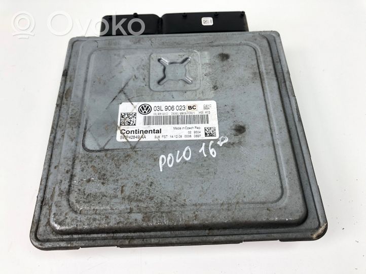 Volkswagen Polo V 6R Sterownik / Moduł ECU 03L906023BC