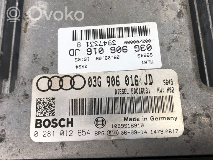 Audi A4 S4 B7 8E 8H Variklio valdymo blokas 03G906016JD