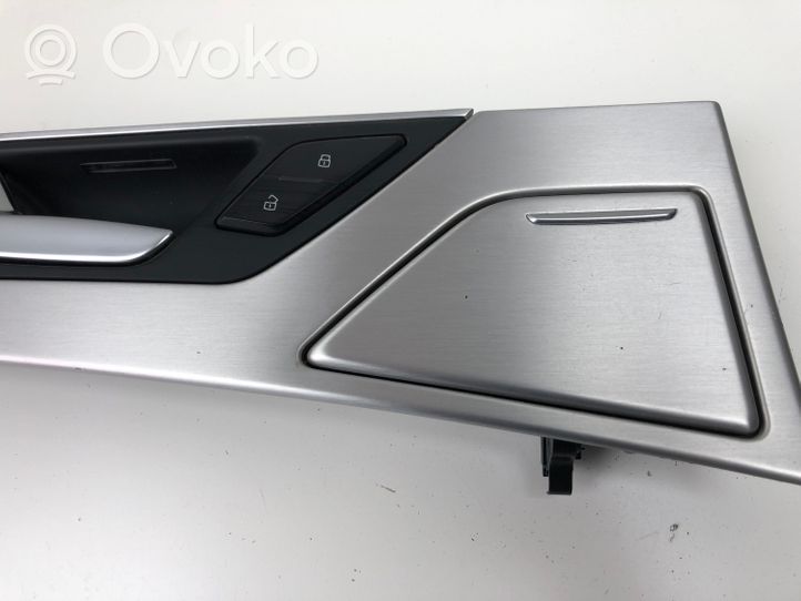 Audi A8 S8 D4 4H Rivestimento della portiera posteriore 4H0867469