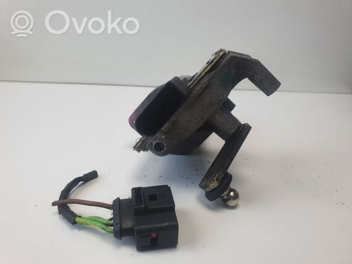 Volkswagen Transporter - Caravelle T5 Wiper motor 7E1955113