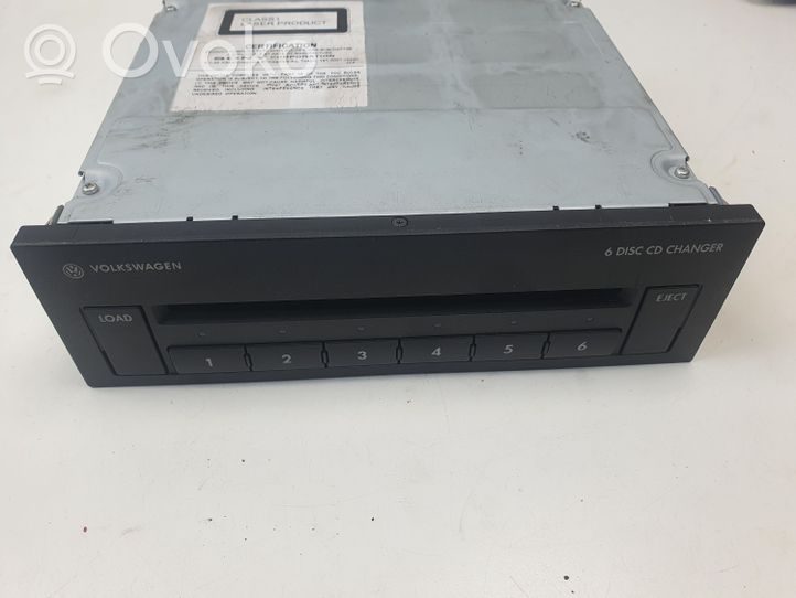 Volkswagen PASSAT B7 Changeur CD / DVD 3C0035110A