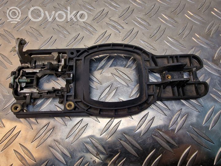 Audi A2 Klamka zewnętrzna drzwi tylnych 8Z0837885A