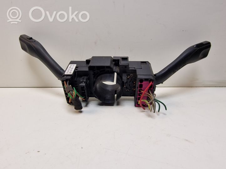 Volkswagen New Beetle Leva/interruttore dell’indicatore di direzione e tergicristallo 4B0953503E