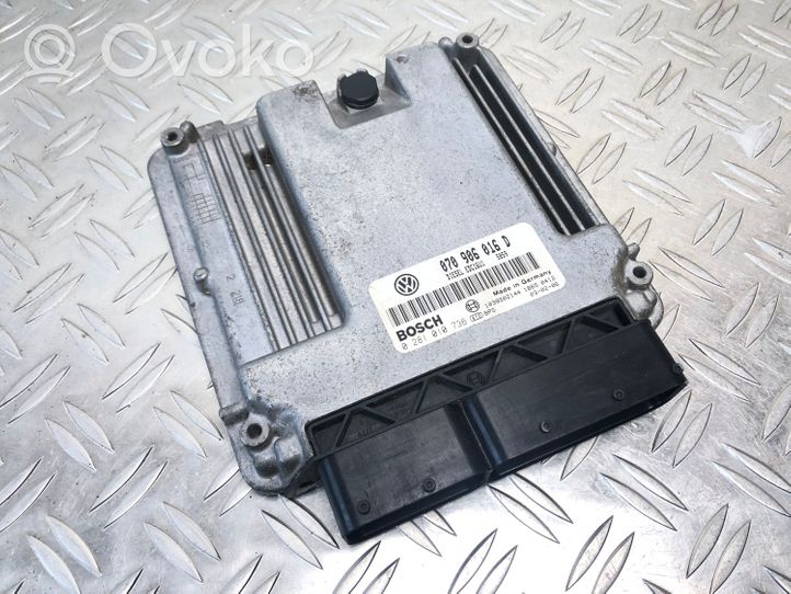 Volkswagen Touareg I Sterownik / Moduł ECU 070906016D