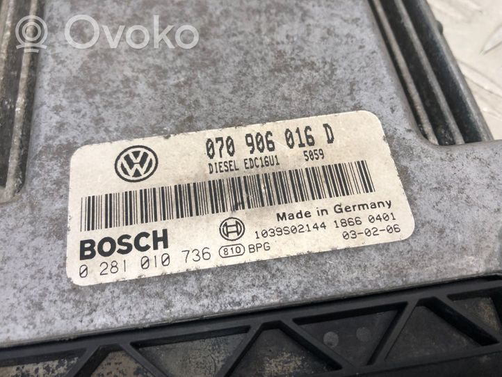 Volkswagen Touareg I Variklio valdymo blokas 070906016D