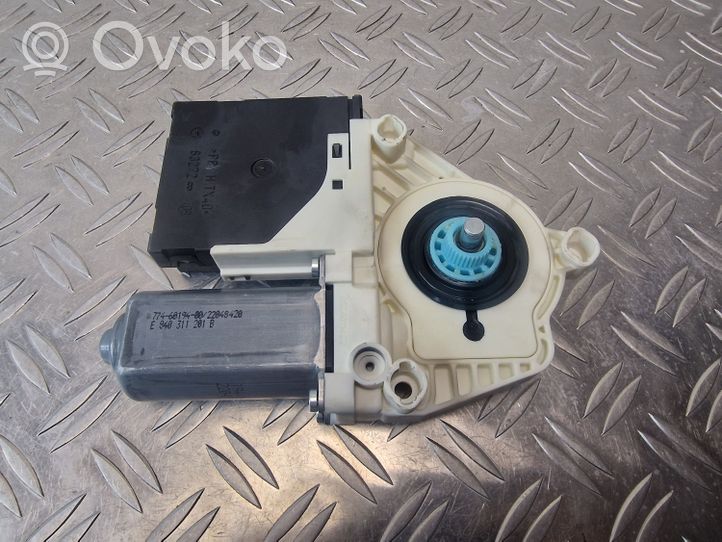 Volkswagen Scirocco Silniczek podnośnika szyby drzwi przednich 1K0959792R