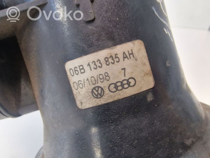 Audi A4 S4 B5 8D Débitmètre d'air massique 06B133835AH