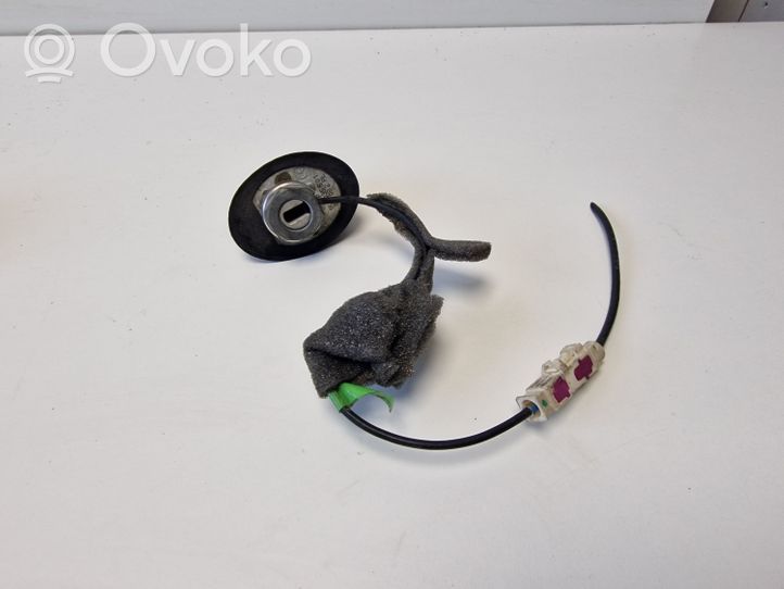 Volkswagen Tiguan Antena GPS 1K0035501