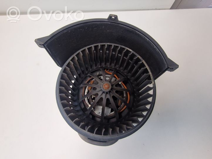 Audi Q7 4L Pulseur d'air habitacle 7L0820021