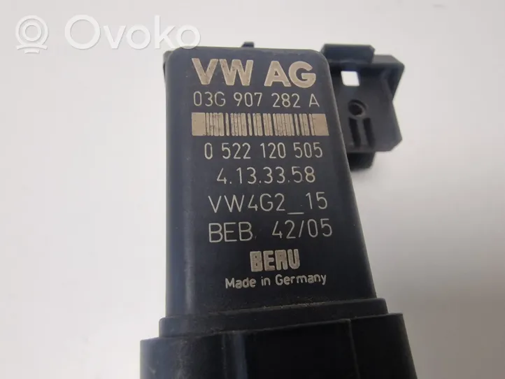 Volkswagen Golf V Žvakių pakaitinimo rėlė 03G907282A