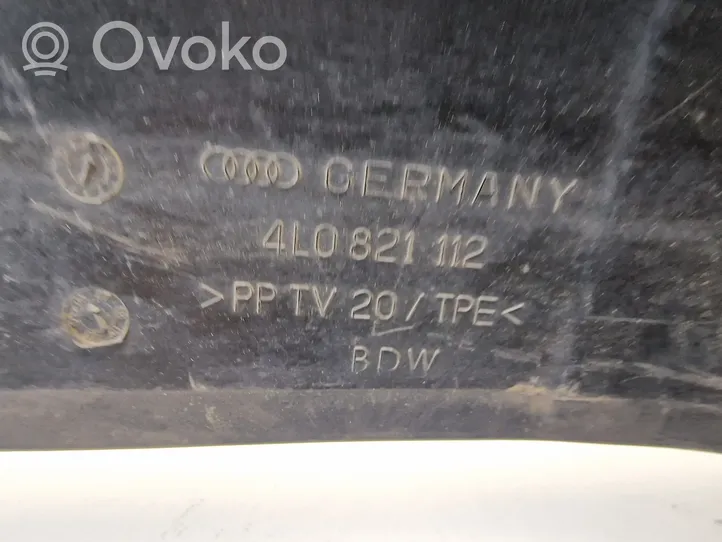 Audi Q7 4L Panel wykończeniowy błotnika 4L0821112