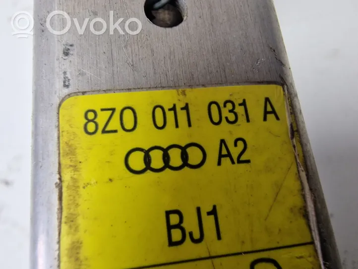 Audi A2 Cric di sollevamento 8Z0011031A
