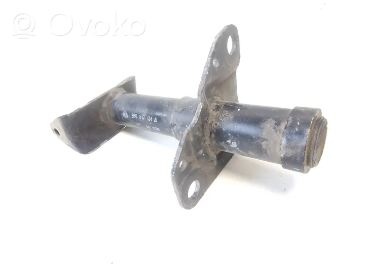 Volkswagen PASSAT B5 Support de montage de pare-chocs avant 3B0807134A