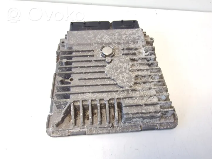 Volkswagen Golf VI Sterownik / Moduł ECU 03L906023B