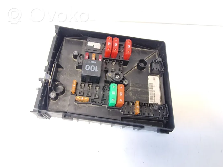 Volkswagen Golf VI Fuse module 1K0937125D