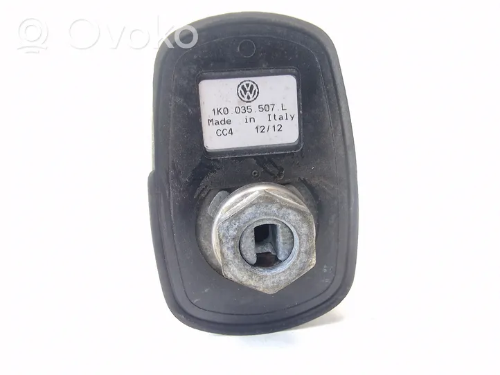 Volkswagen Touran II Antena (GPS antena) 1K0035507L