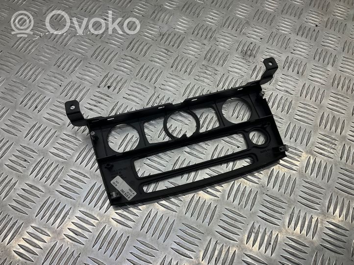 BMW 5 E60 E61 Klimato kontrolės/ pečiuko kontrolės apdaila 6976362