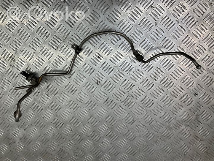 BMW 7 F01 F02 F03 F04 Fuel line/pipe/hose 7622850