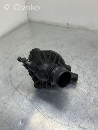 BMW 5 E60 E61 Boîtier de thermostat / thermostat 7549476