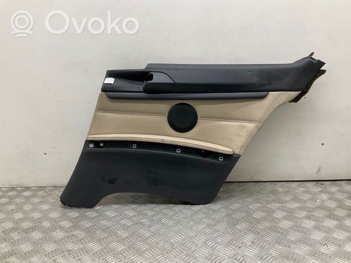 BMW 3 E92 E93 Takaoven verhoilu 6975530