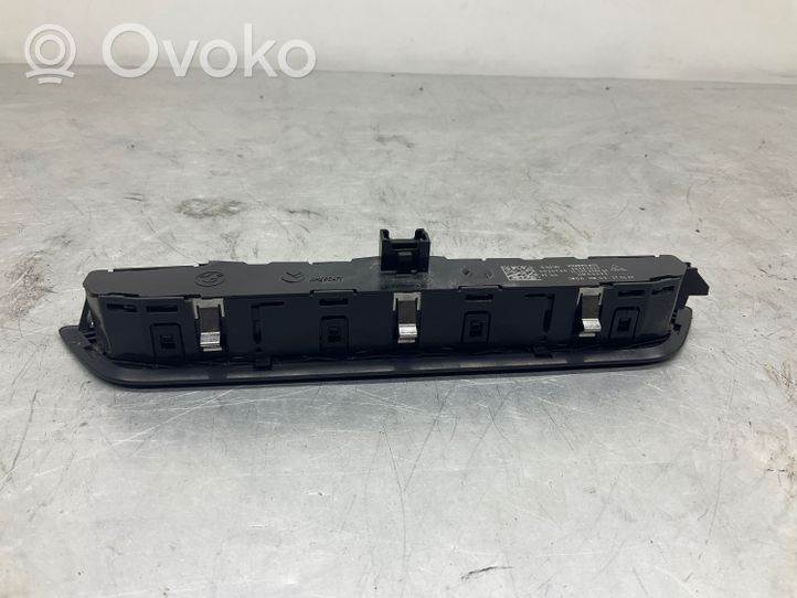 BMW 5 G30 G31 Przyciski sterowania fotela 6826746