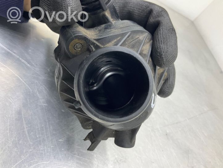 BMW 5 E60 E61 Boîtier de thermostat / thermostat 7549476