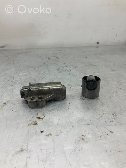 BMW 5 G30 G31 Camshaft holder 