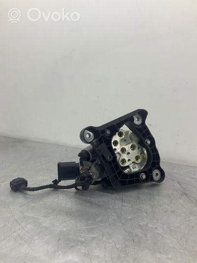 BMW 5 F10 F11 Air suspension compressor 10641010