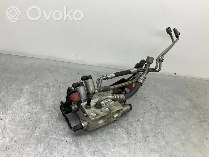 BMW 5 E60 E61 Stabilizator aktywny osi przedniej / Zestaw 6781488