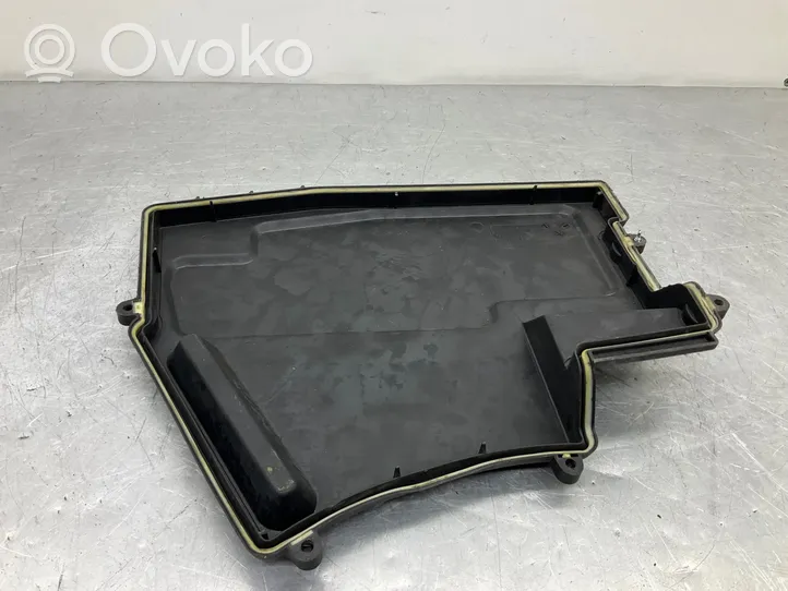 BMW 5 E60 E61 Coperchio scatola dei fusibili 7520899