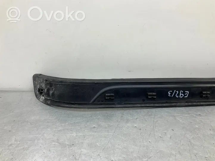 BMW 3 E92 E93 Etuoven kynnyksen suojalista 7178597