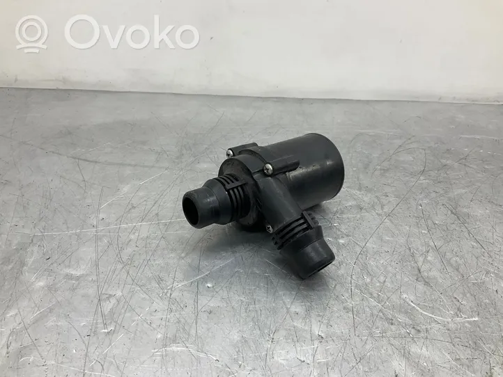 BMW 5 E60 E61 Pompe à eau de liquide de refroidissement 6988960