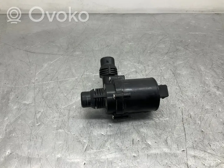 BMW 5 E60 E61 Pompe à eau de liquide de refroidissement 6988960