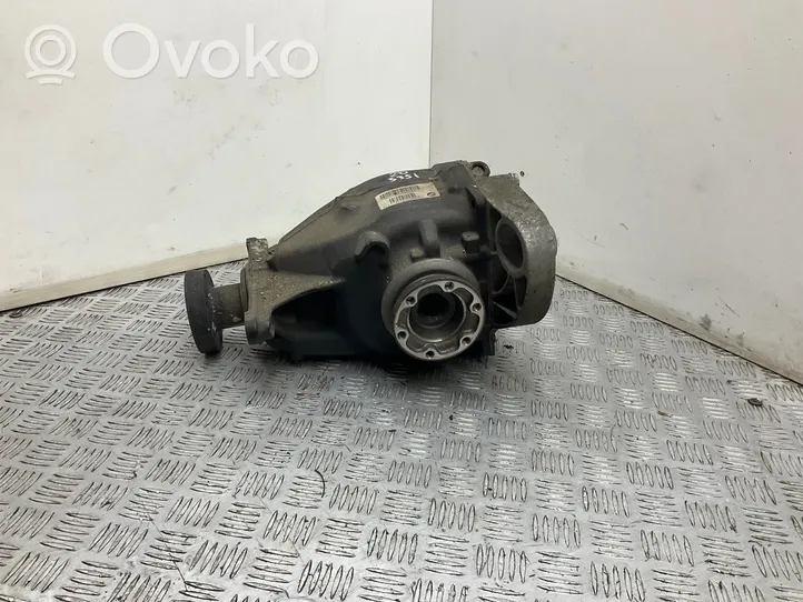 BMW 5 E60 E61 Galinis reduktorius 7564867