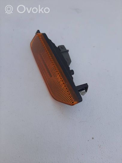 Porsche Macan Front fender indicator light 95B945119