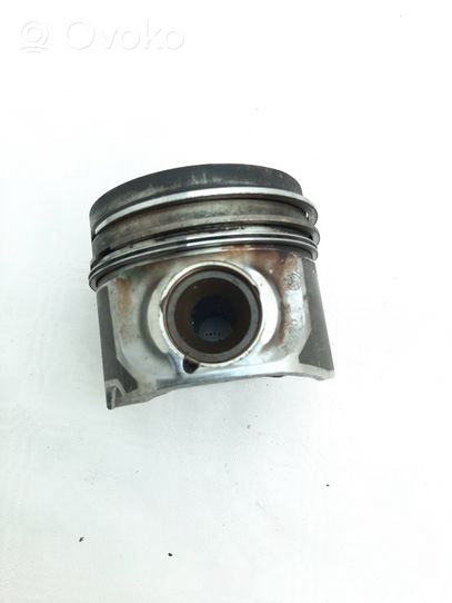 Audi A6 S6 C6 4F Piston 83L57