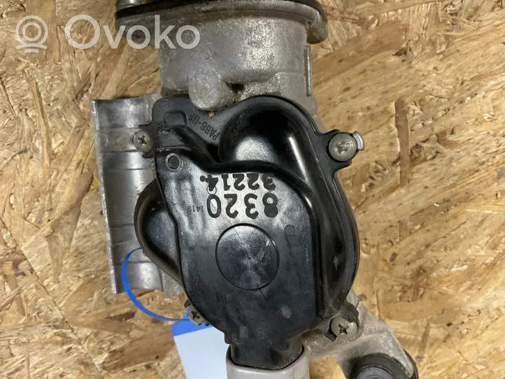 Subaru Legacy Moteur d'essuie-glace 32214