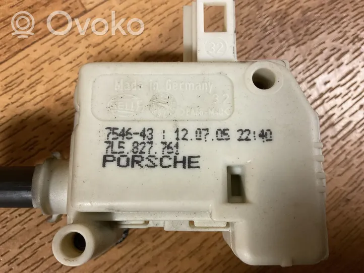 Porsche Cayenne (9PA) Motorino di blocco/chiusura del portellone del bagagliaio 7L5827761