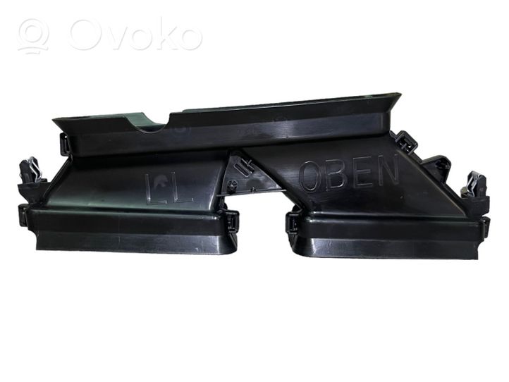 Audi A4 S4 B9 Część rury dolotu powietrza 8W1819389