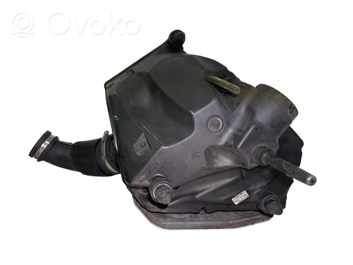 Audi A4 S4 B9 Obudowa filtra powietrza 8W0133835D