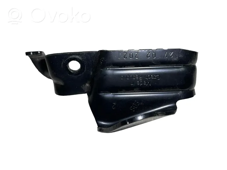 Audi A5 Kita variklio skyriaus detalė 8W0201192G