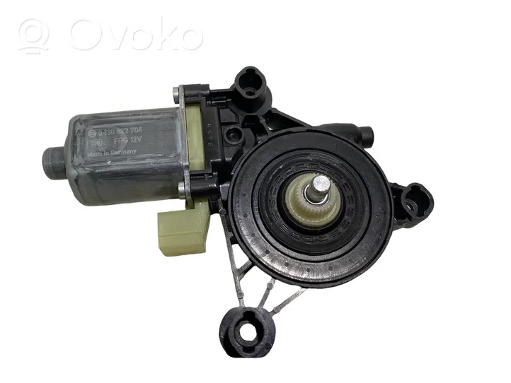 Audi A5 Moteur de lève-vitre de porte avant 8W0959802