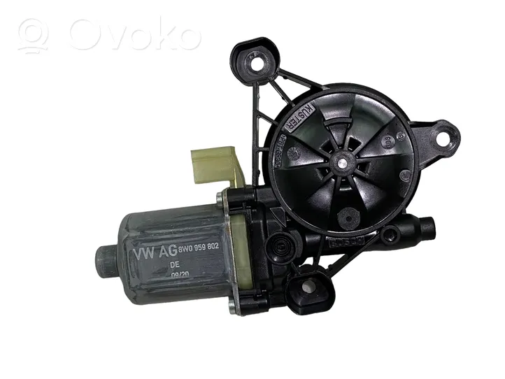 Audi A5 Moteur de lève-vitre de porte avant 8W0959802