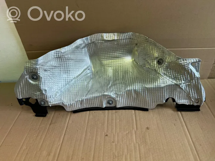 Audi A4 S4 B9 Moottoritilan lämpökilpi 8W0819523E