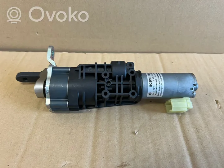 Audi A4 S4 B9 Moteur ouverture de coffre 8W9827851A