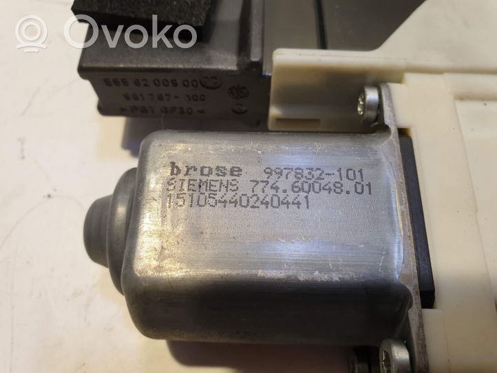 Citroen C4 I Moteur de lève-vitre de porte avant 997832101